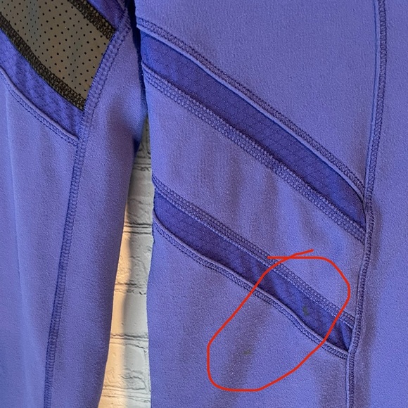 Ivivva Glow & Go Pullover (by Lululemon) - Picture 16 of 17